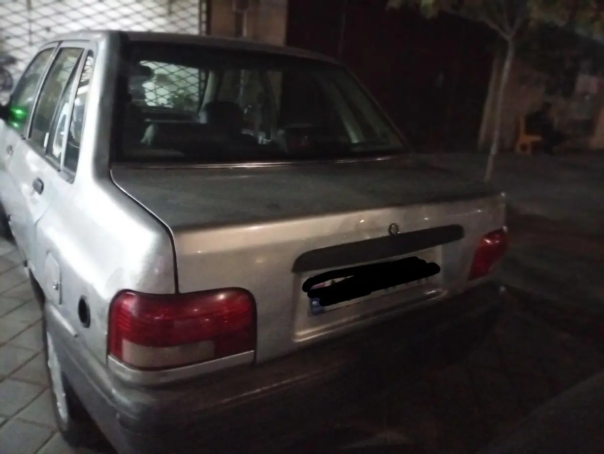 پراید،  صندوق دار