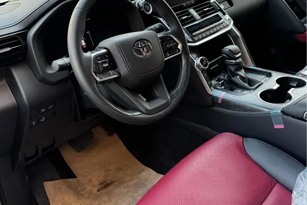 تویوتا، لندکروز چهار در