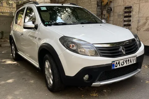 رنو، ساندرو استپ وی