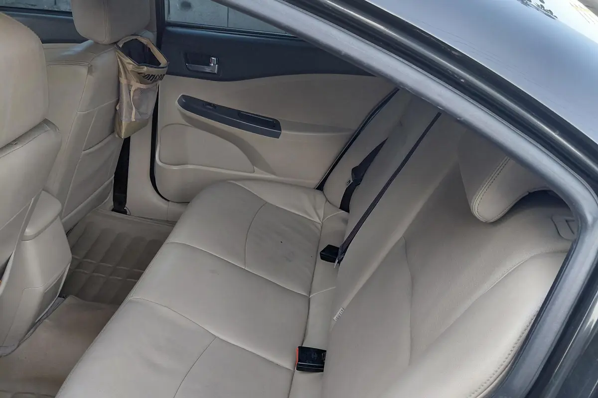 ام وی ام،  550