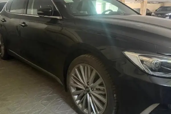 هیوندای  آزرا (گرنجور)