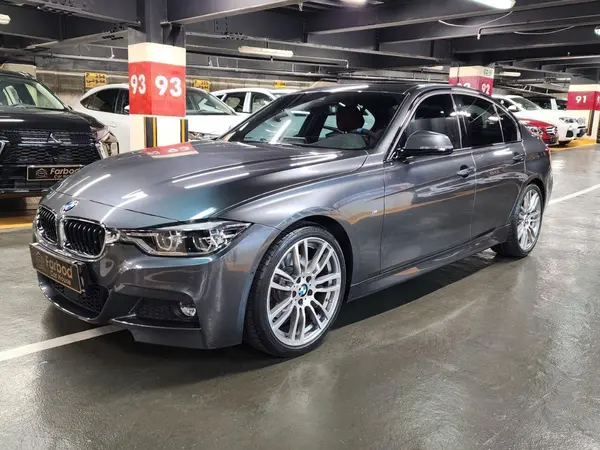 ب ام و، سری 3 سدان