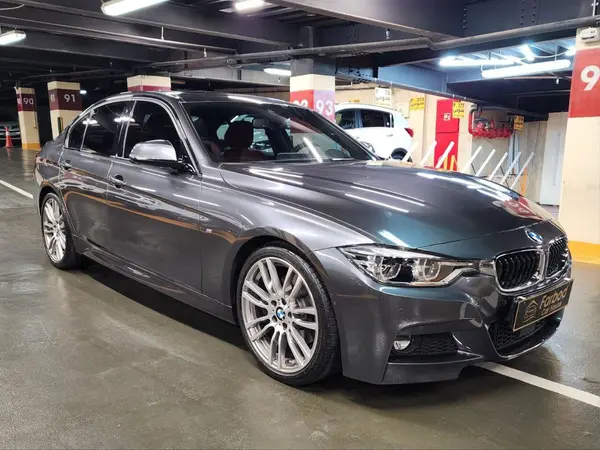 ب ام و، سری 3 سدان