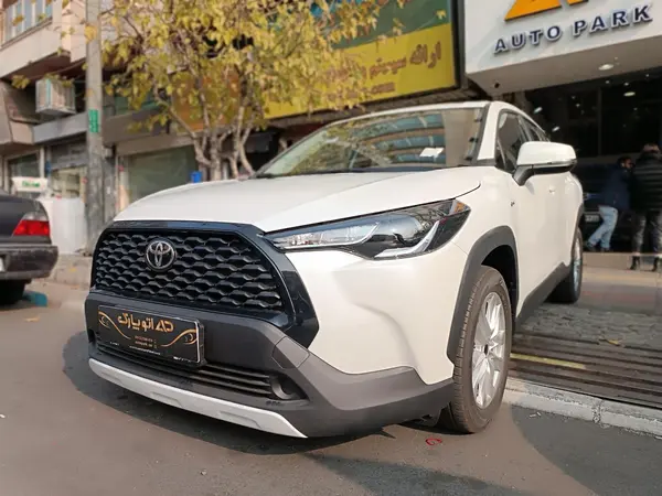 تویوتا، کرولا کراس هیبرید