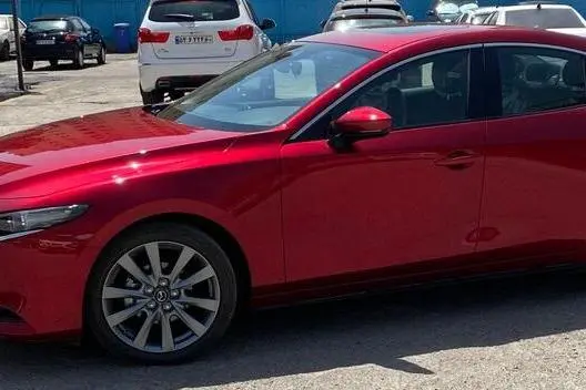 مزدا، 3 وارداتی