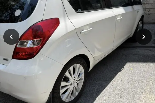 هیوندای  i20