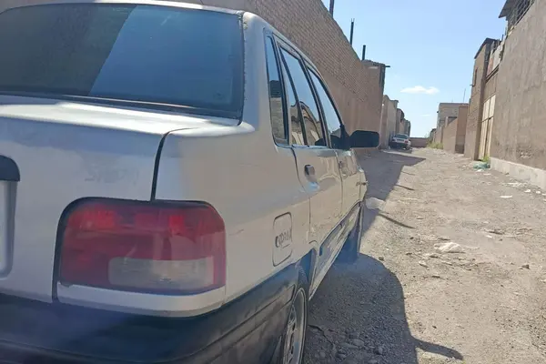پراید  صندوق دار