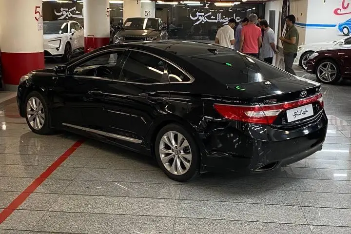 هیوندای  آزرا (گرنجور)