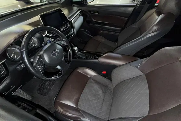 تویوتا، C-HR هیبرید