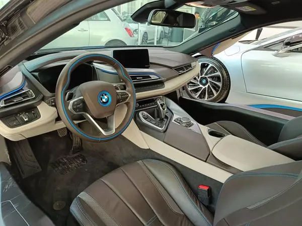 ب ام و، سری i