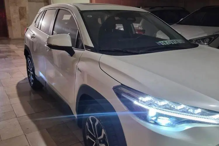 تویوتا،  فرانت لندر هیبرید