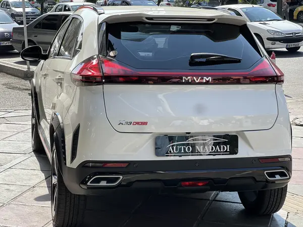 ام وی ام  X33 کراس