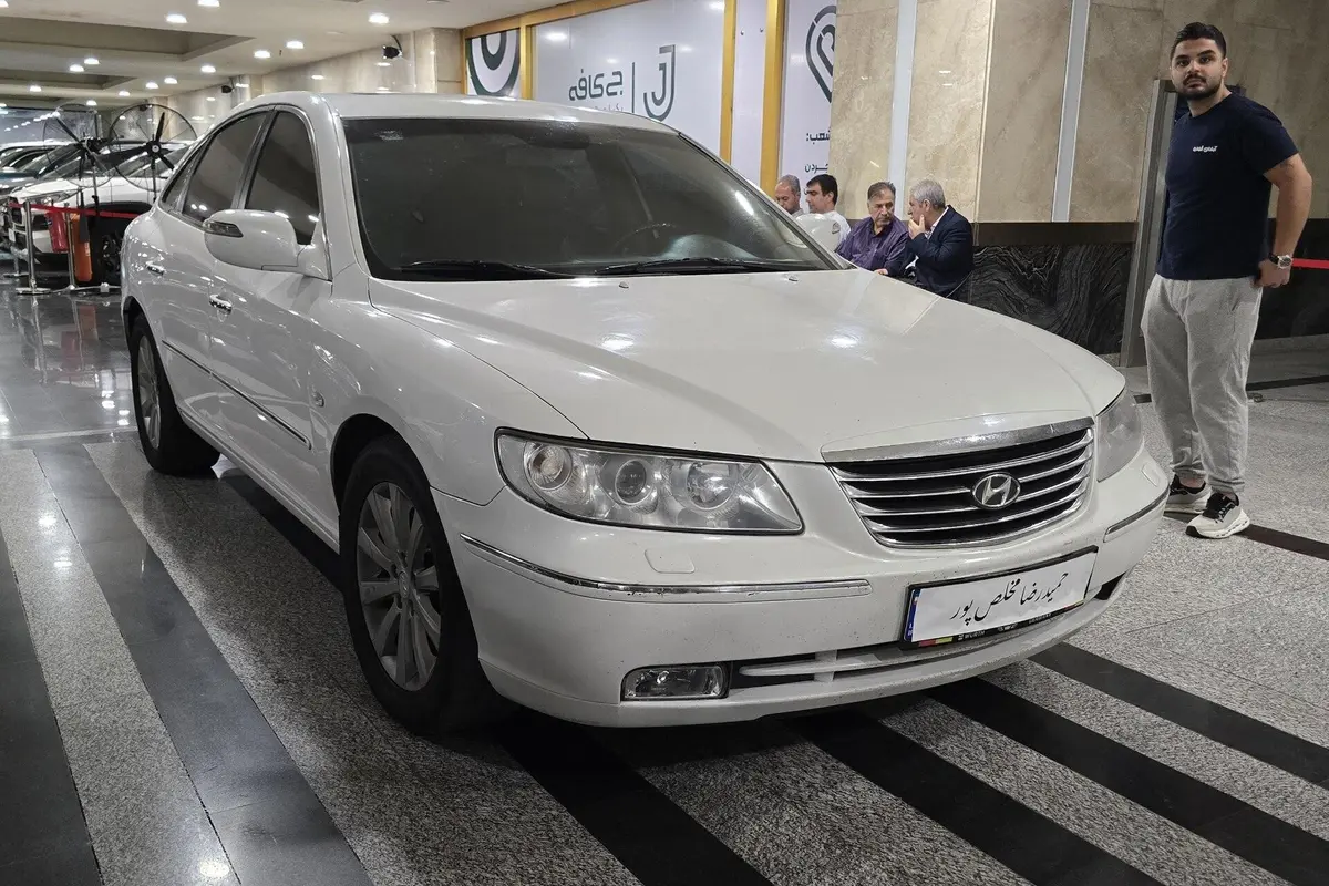 هیوندای،  آزرا (گرنجور)