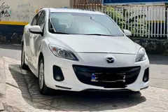 مزدا، 3 نیو صندوق دار