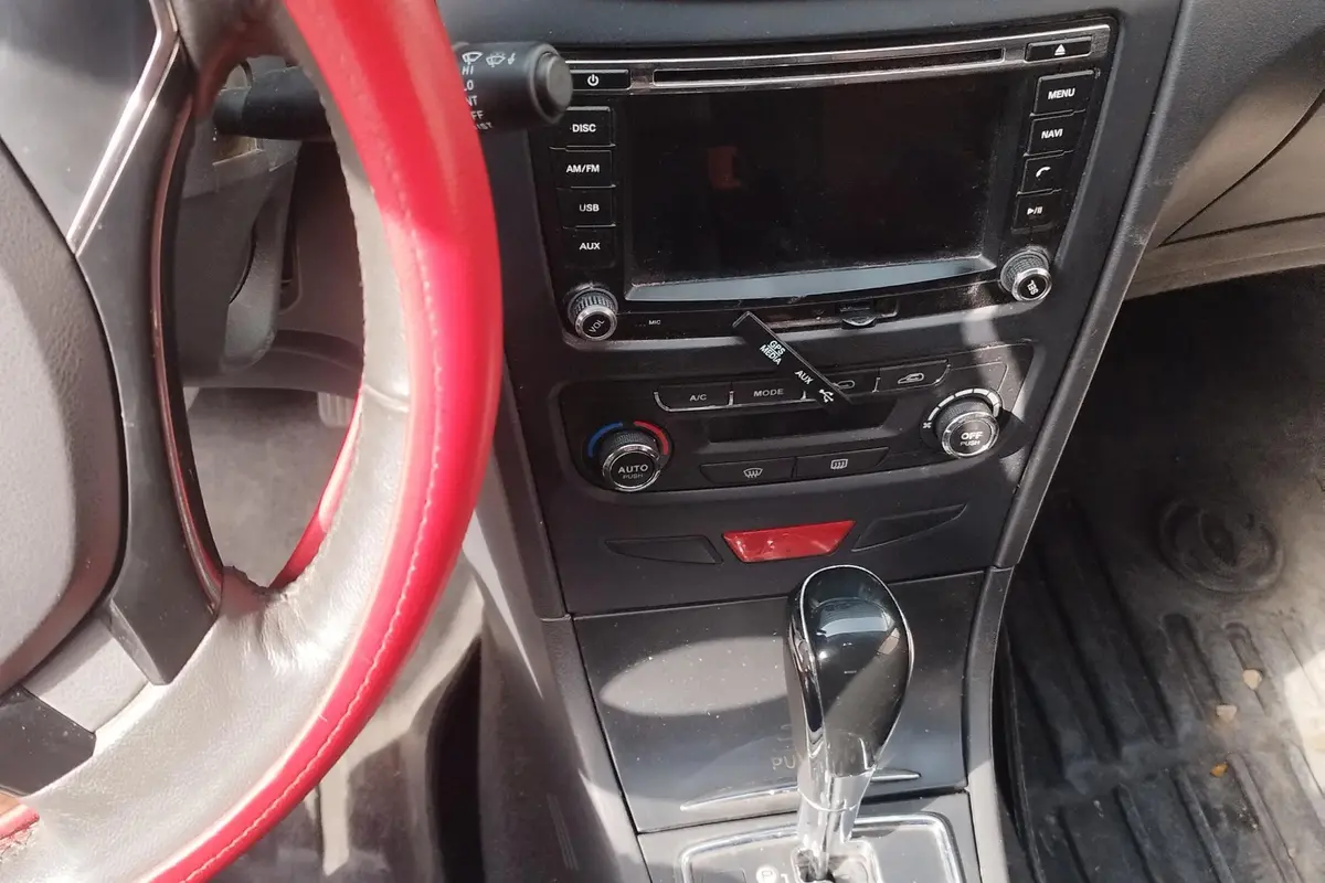 دانگ فنگ،  H30 کراس