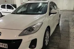 مزدا، 3 نیو صندوق دار