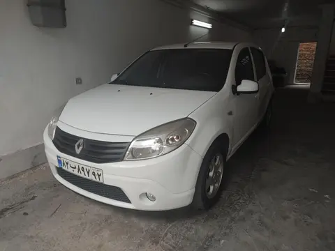 رنو، ساندرو