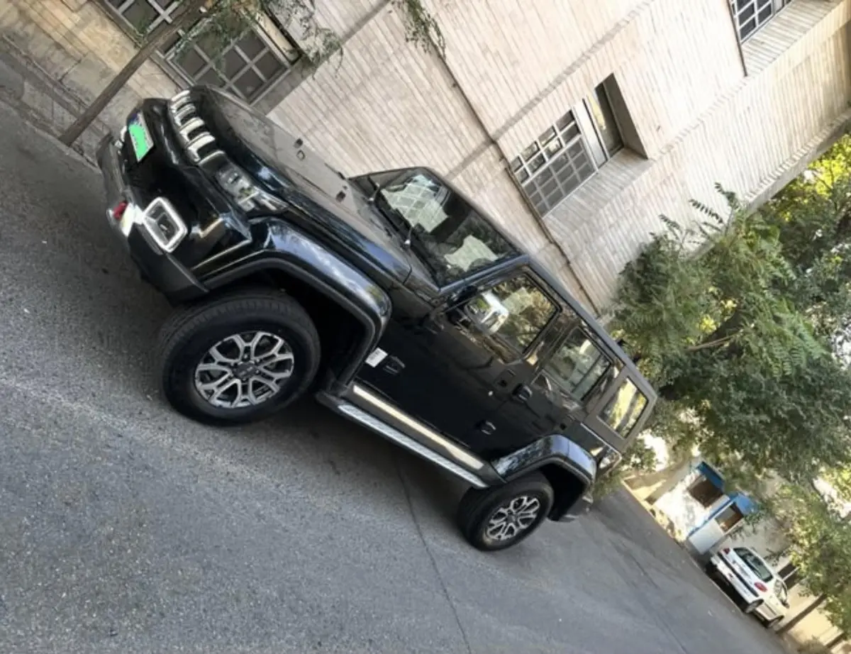بایک،  BJ40L