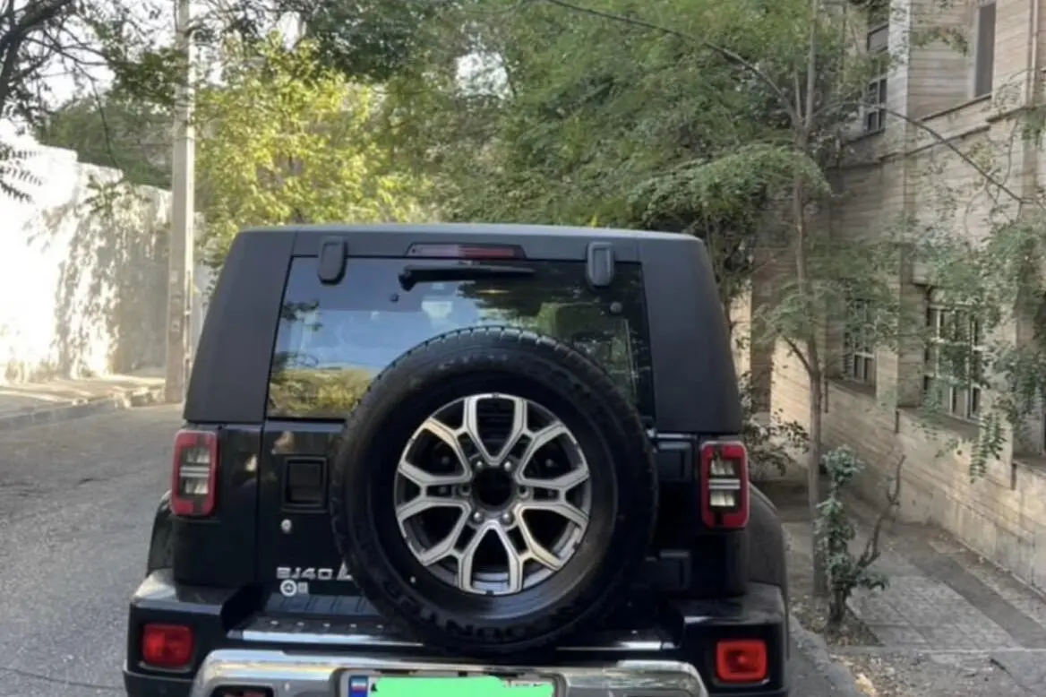 بایک،  BJ40L