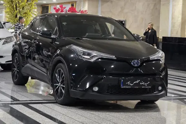 تویوتا  C-HR
