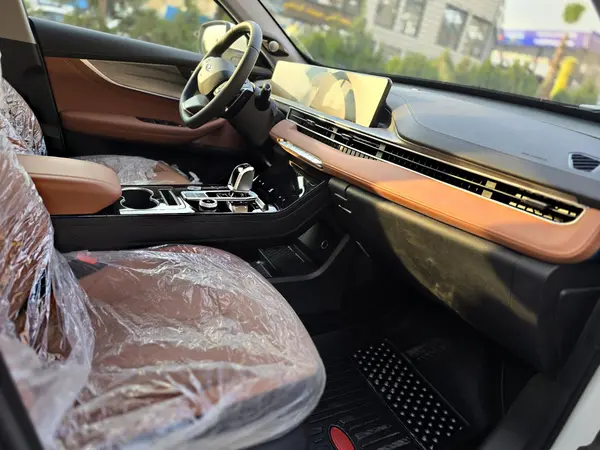 فونیکس، تیگو 8 پرو مکس (F8 PRO MAX)