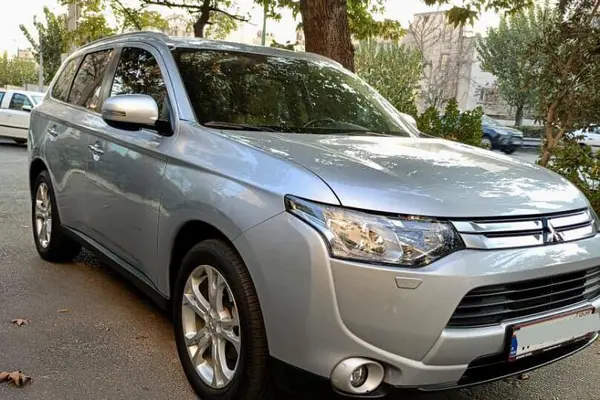 میتسوبیشی، اوتلندر