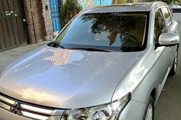 میتسوبیشی، اوتلندر