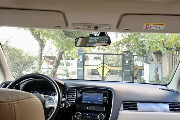 میتسوبیشی، اوتلندر