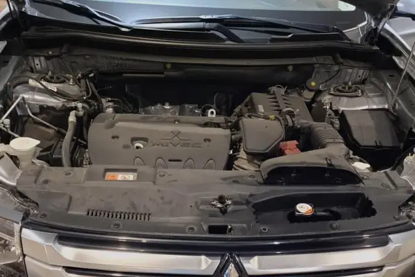 میتسوبیشی، اوتلندر