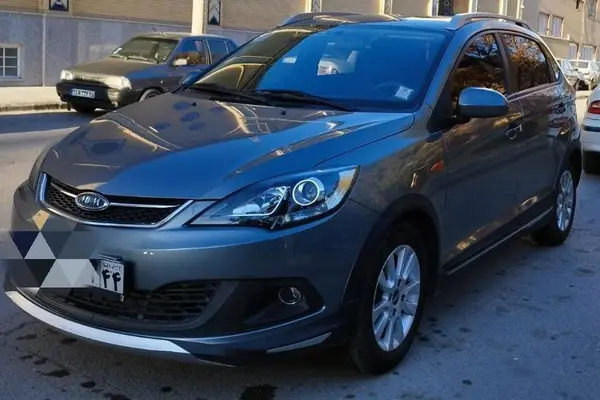 ام وی ام، 315هاچ بک