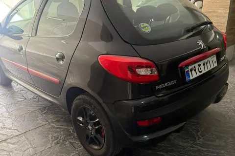 پژو، 207