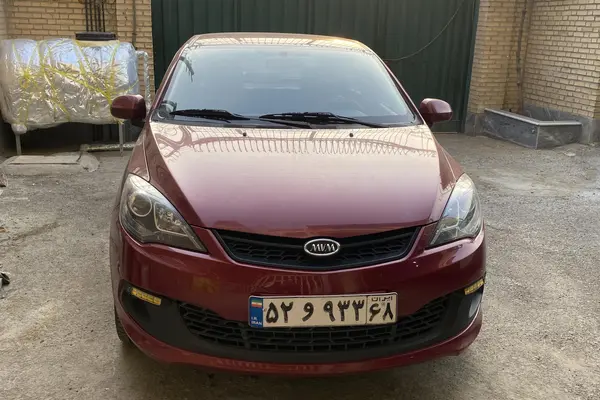 ام وی ام، 315هاچ بک