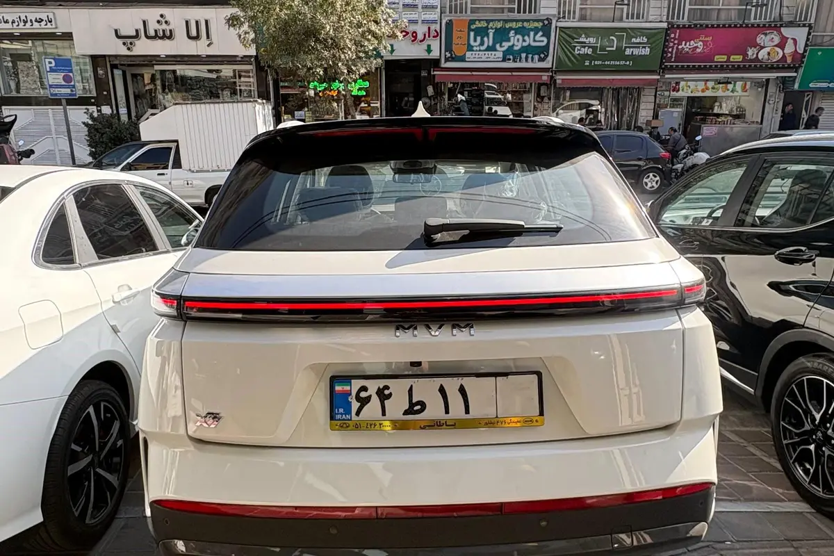 ام وی ام،  X77