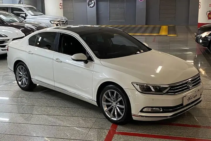 فولکس  پاسات