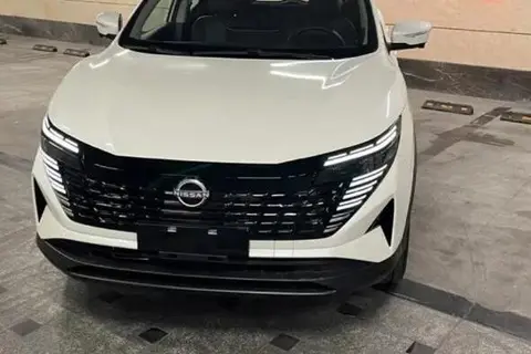 نیسان، قشقایی