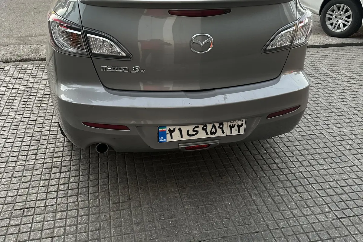 مزدا  3 نیو صندوق دار