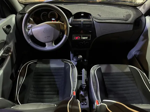 تیبا، هاچ بک