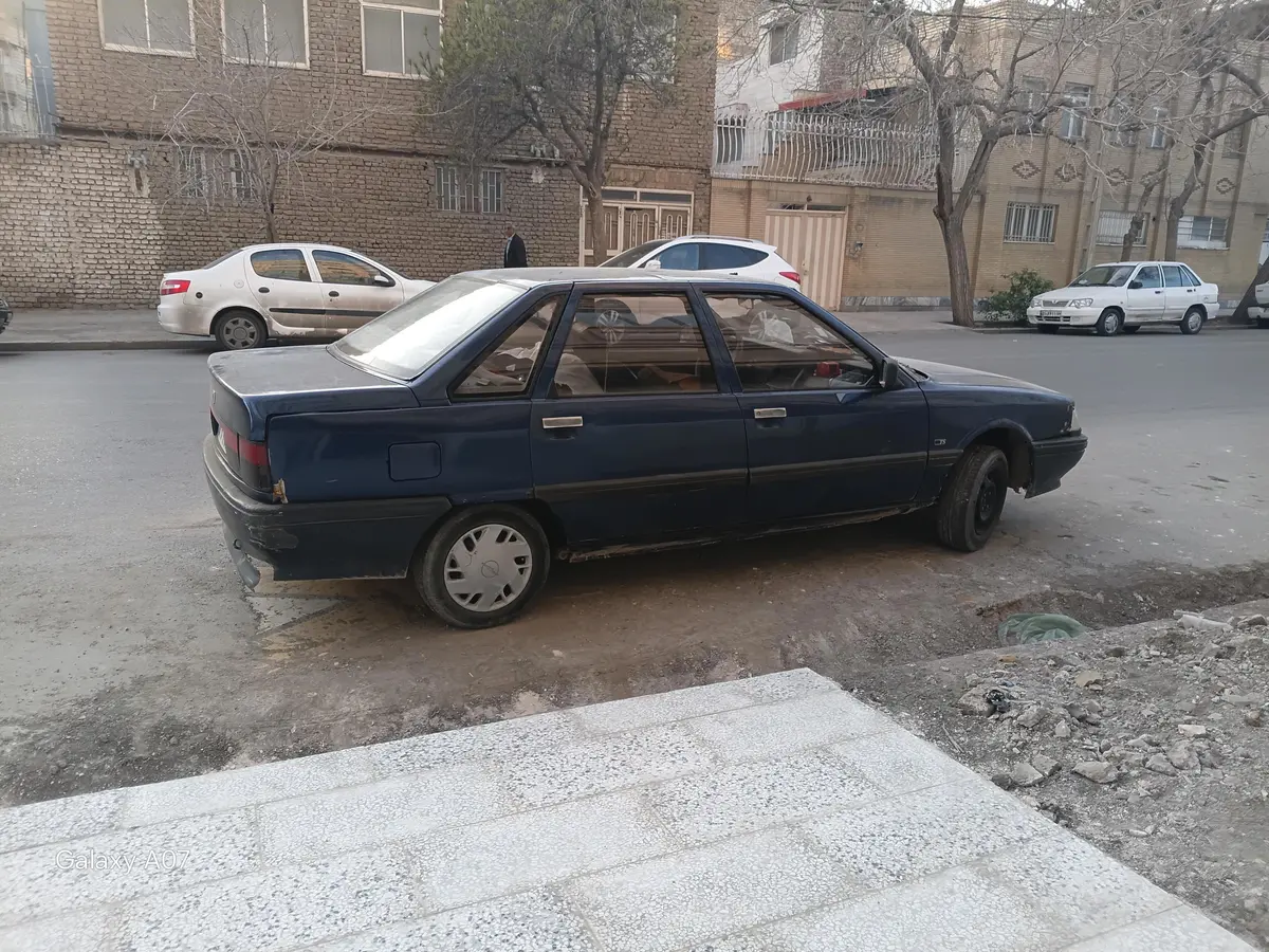 رنو،  21
