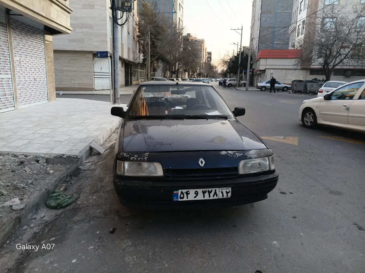 رنو،  21