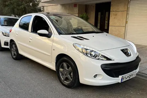پژو، 207