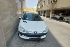 پژو، 206