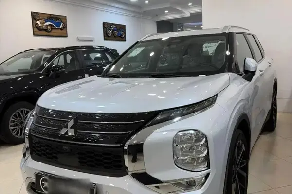 میتسوبیشی  اوتلندر