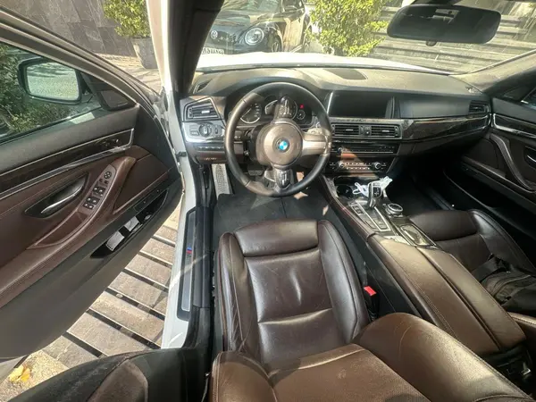 ب ام و، سری 5 سدان