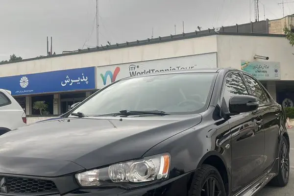 میتسوبیشی  لنسر