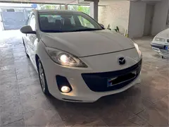 مزدا، 3 نیو صندوق دار