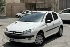 پژو، 206