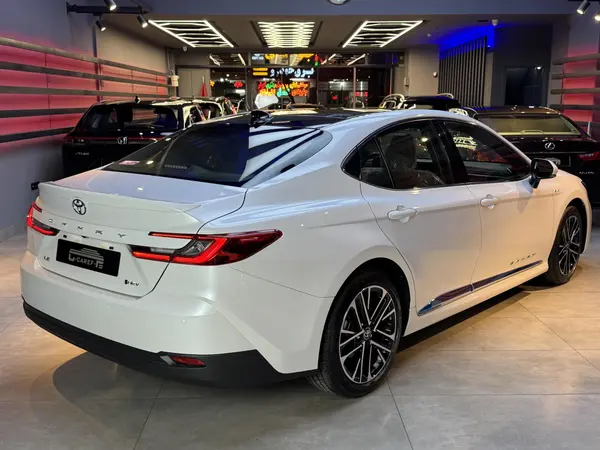 تویوتا، کمری هیبرید