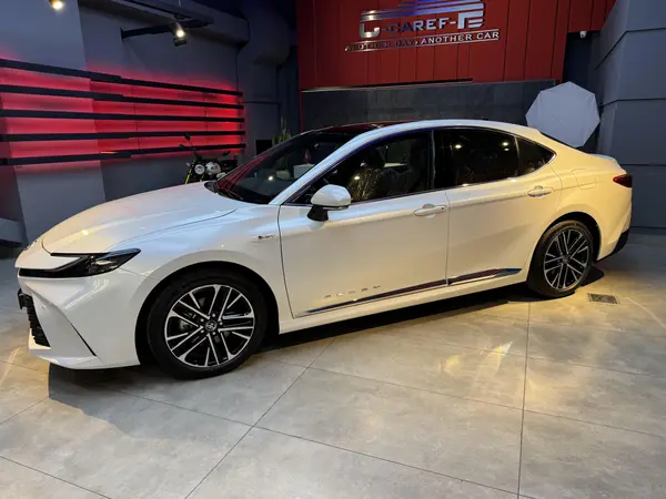 تویوتا، کمری هیبرید