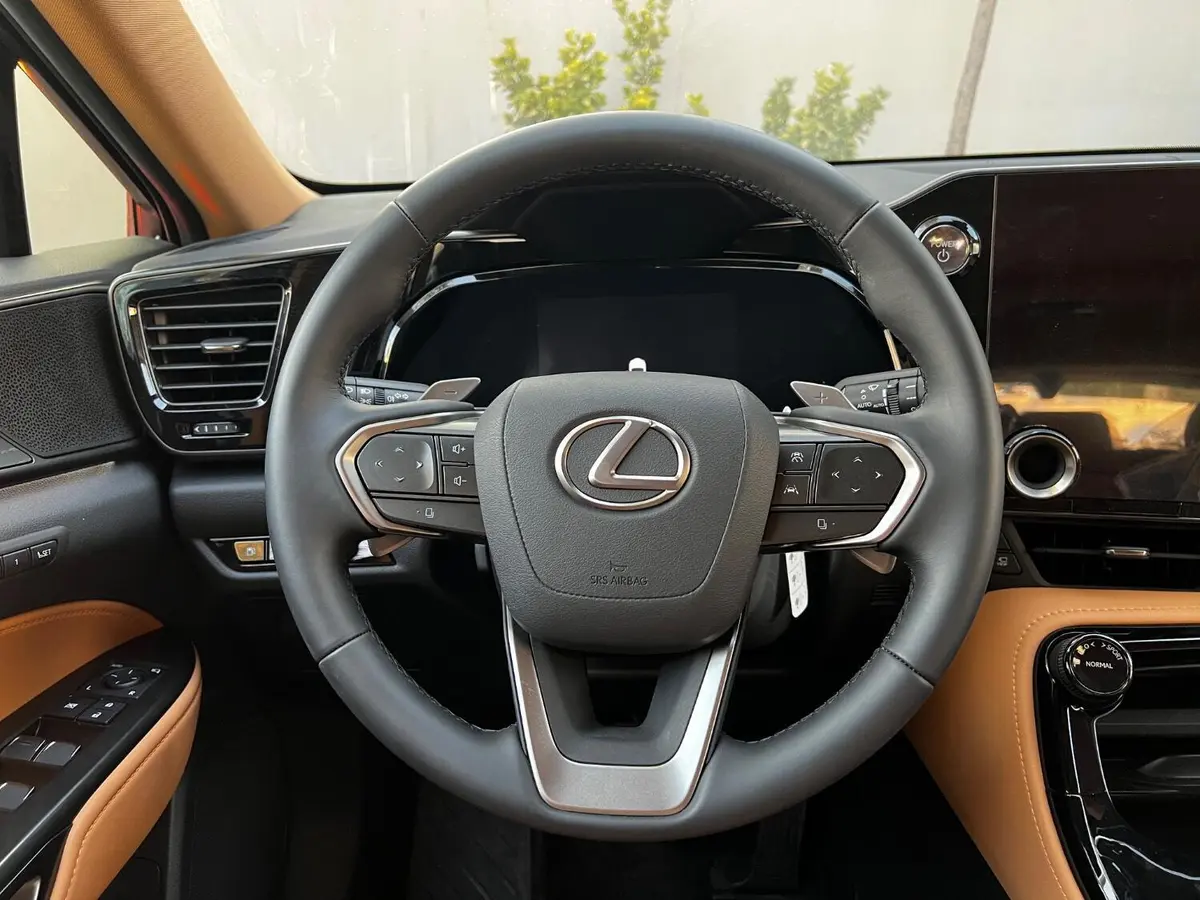 لکسوس،  NX هیبرید