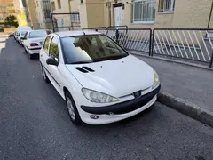 پژو، 206
